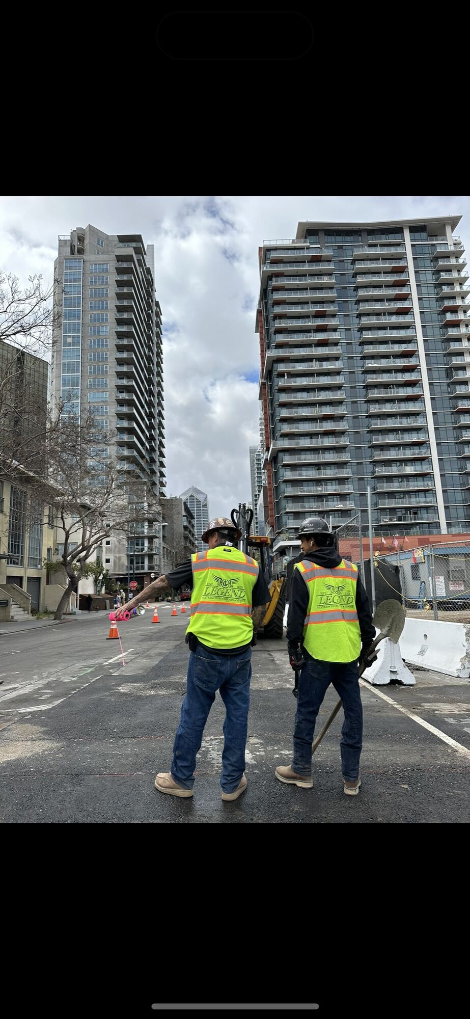Legend Pipeline crew on an active underground utility jobsite in San Diego